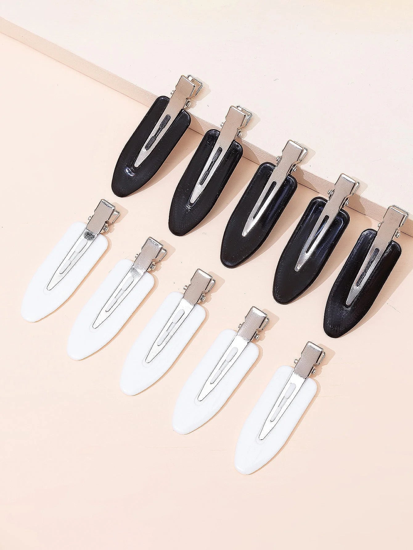 Sleek Seamless Hair Clips